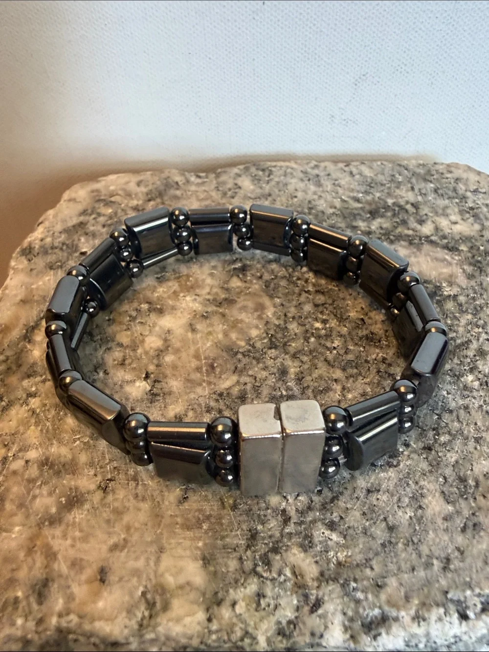 Men's Black Hematite Magnetic Bead Bracelet